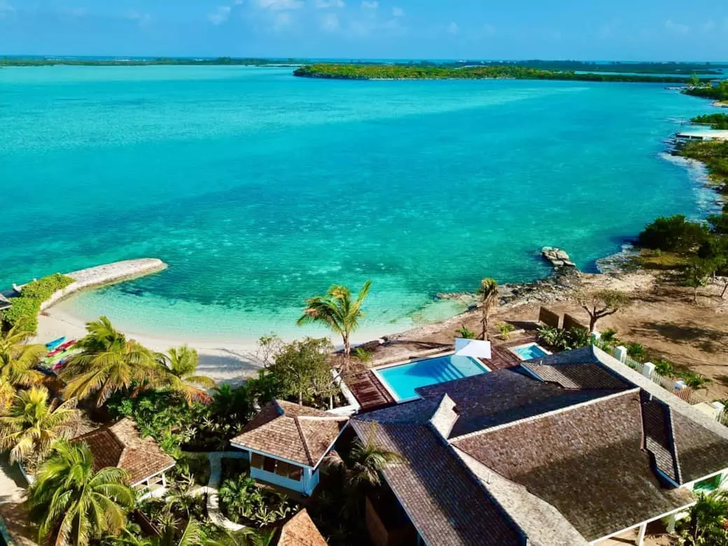 staffed villa rentals Bahamas