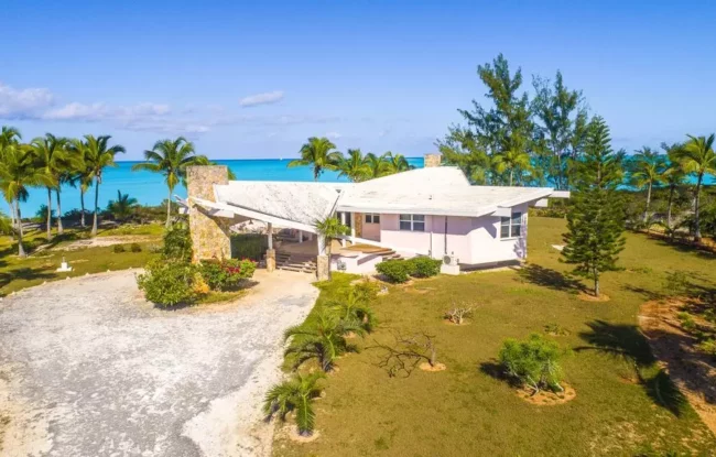 Great-Exuma-West-House-At-Mi-Dun-Dee-Vacation-Rental (1)