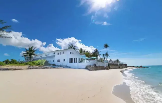 Nassau-Cable-Beach-House-Vacation-Rental (1)