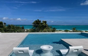 Beyond Blue Exuma (17)