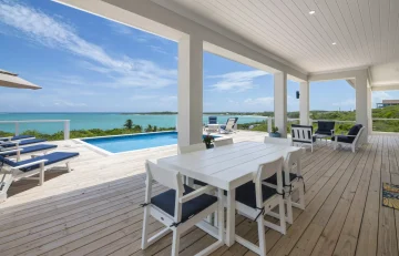 Clementinas Cove (4)