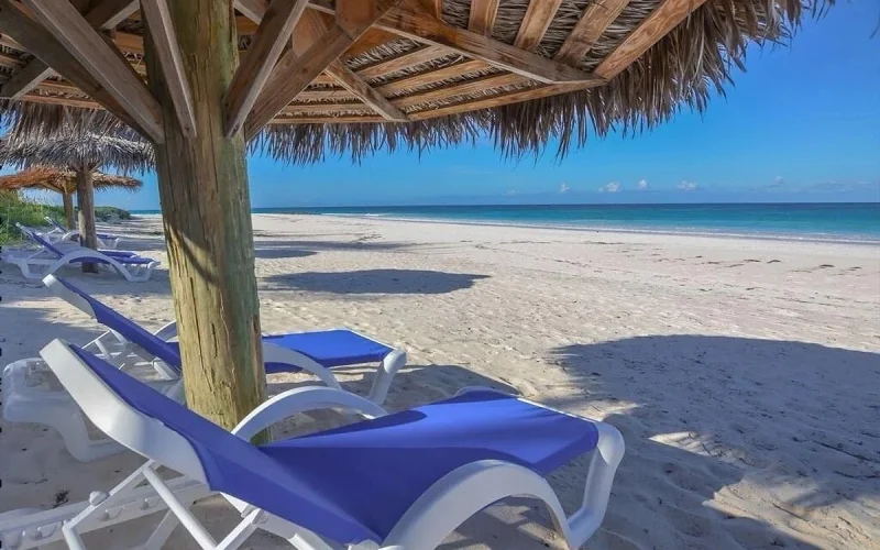 Modern House - Eleuthera - Harbour Island (43)